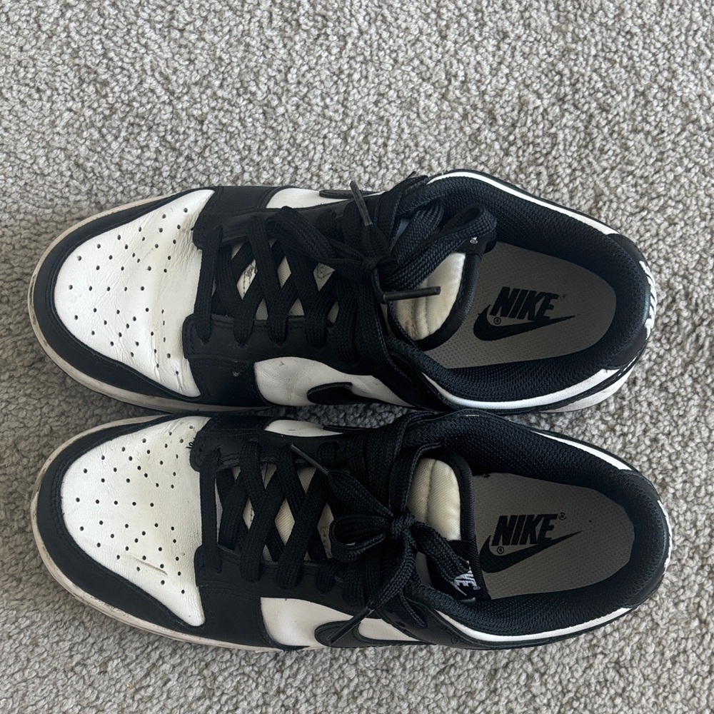 Nike Dunks - Picture 2 of 5